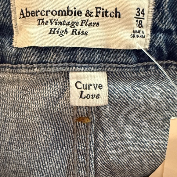 NWT Abercrombie & Fitch Women’s The Vintage Flare Blue Jeans Size 34 Long - Picture 5 of 6